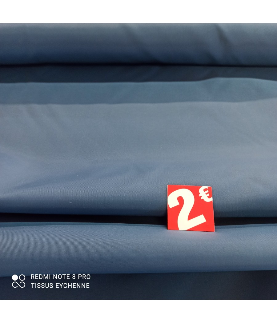 Tissu polyester bleu   2€ /mètre