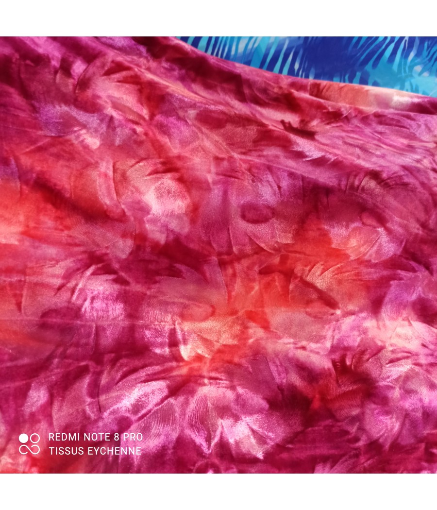 Tissu jersey velours rose  à 4,90€/m
