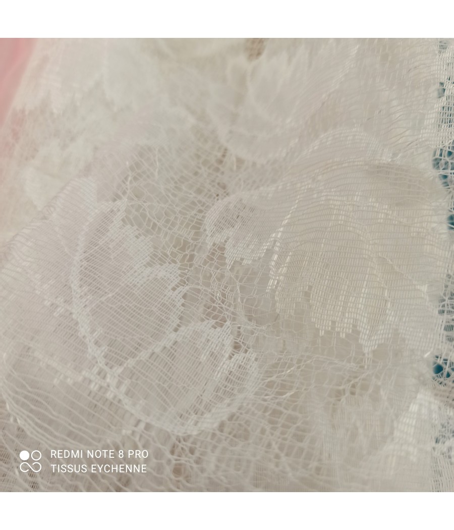 Tissu dentelle - blanche